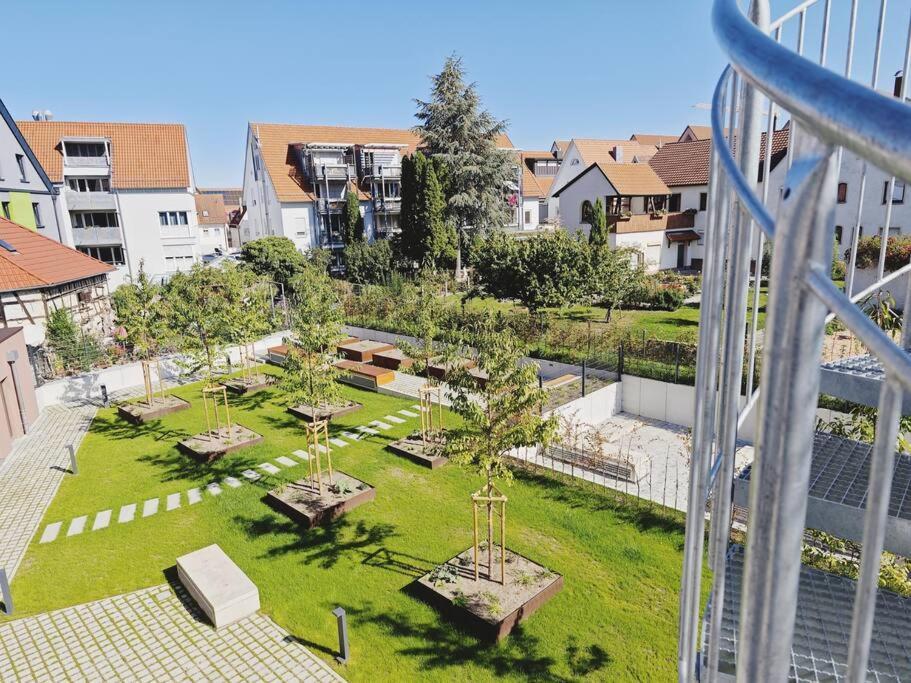 Ticasa Wave-Zentral-Outlet-Aufzug-Stylisch-Unique Metzingen  Exterior foto